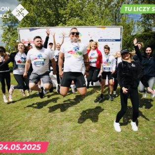 Radość drużyny Galan Logistics po biegu Swanson Business Race 2025 – sportowy sukces i emocje