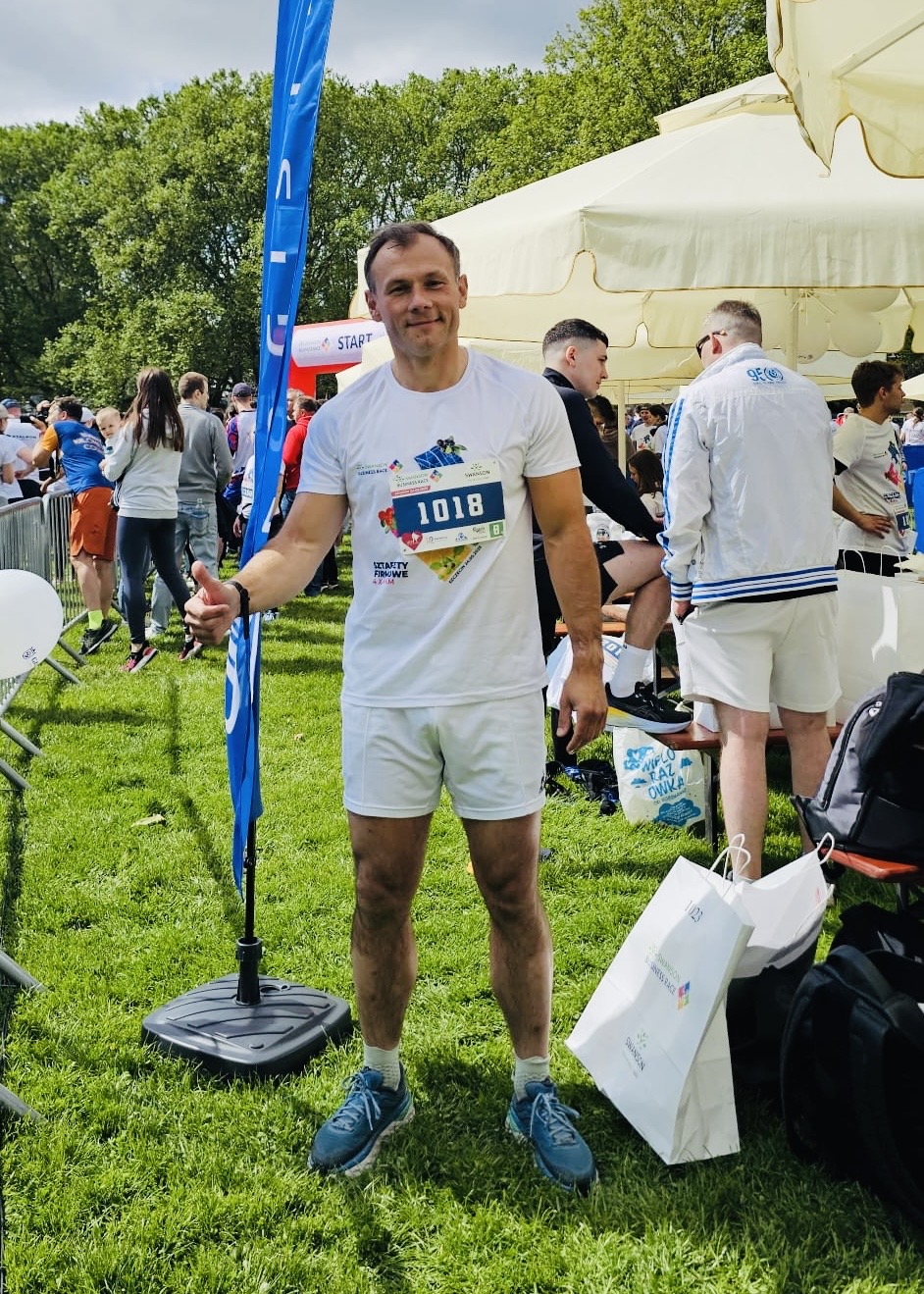 Uczestnik Galan Logistics tuż po zakończonym biegu Swanson Business Race 2025