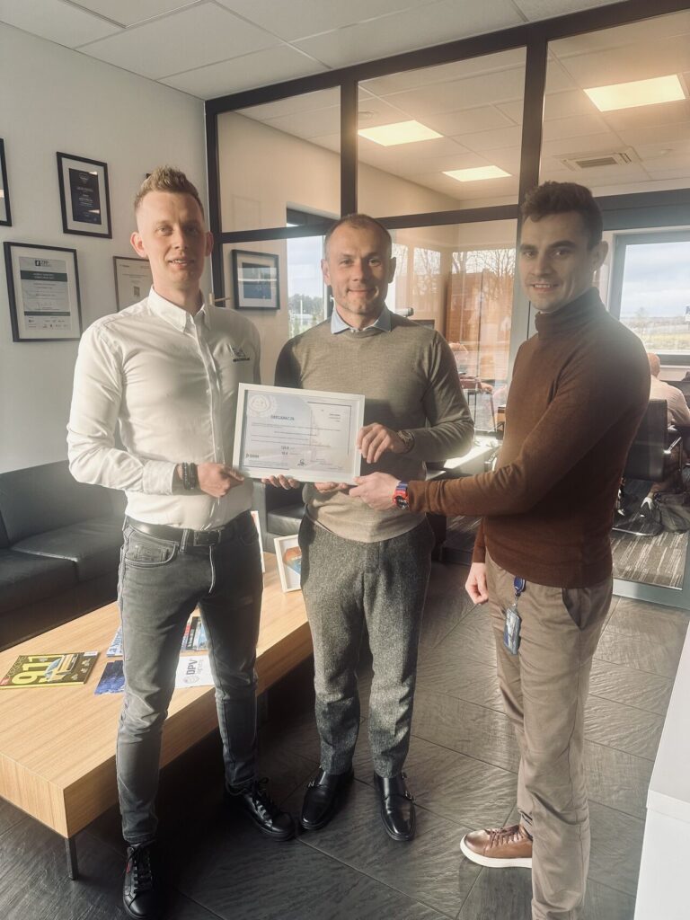 DEKRA-zertifiziertes Transportunterneh Umweltschutz